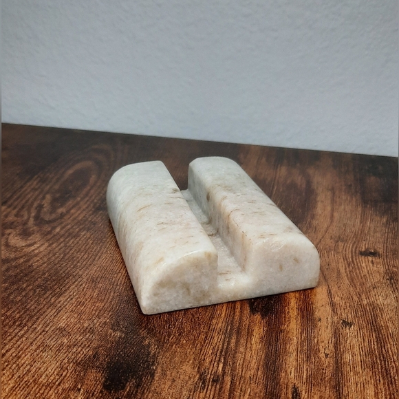 White marble business card holder - Picture 3 of 4